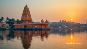 चंद्रभागेच्या काठी वसलेले विठ्ठल-रुक्मिणी मंदिर.